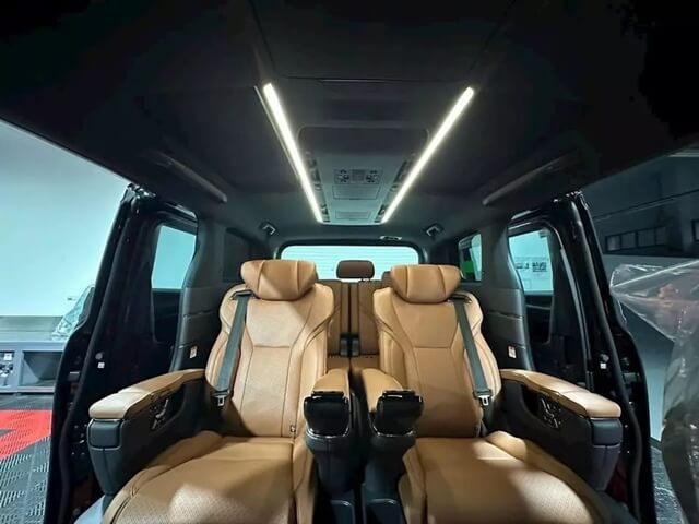 hang-ghe-vip-xe-toyota-alphard