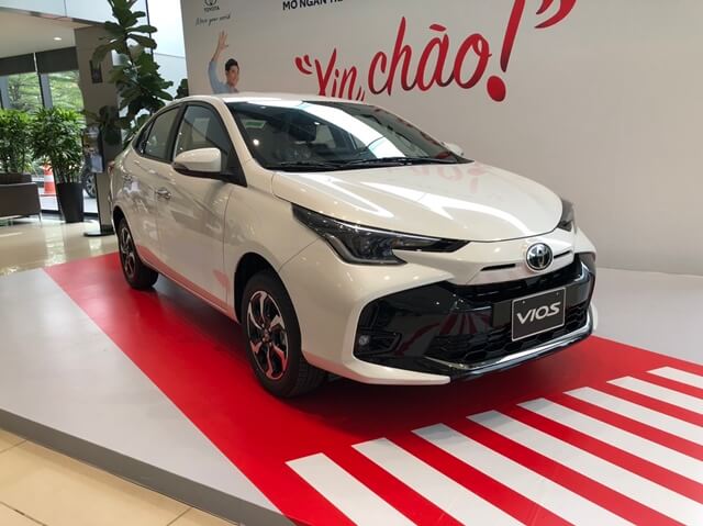 ngoai-that-toyota-vios-2025