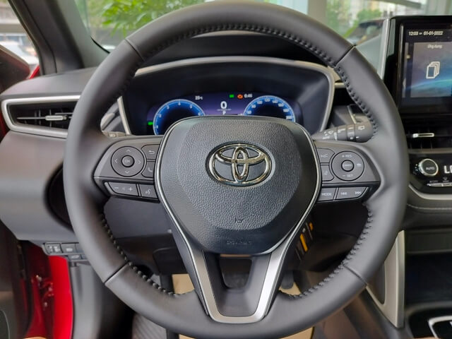 vo-lang-toyota-corolla-cross